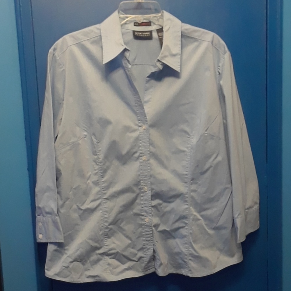 New York & Company City Stretch Button Down Shirts